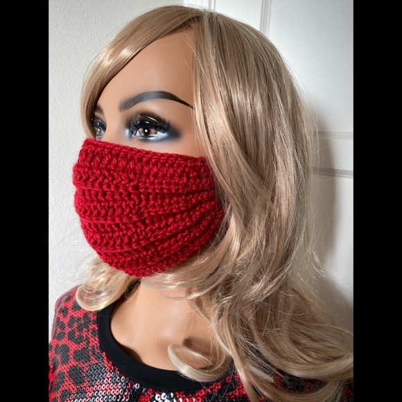 Hand-knitted Face Mask - Picture 3 of 11